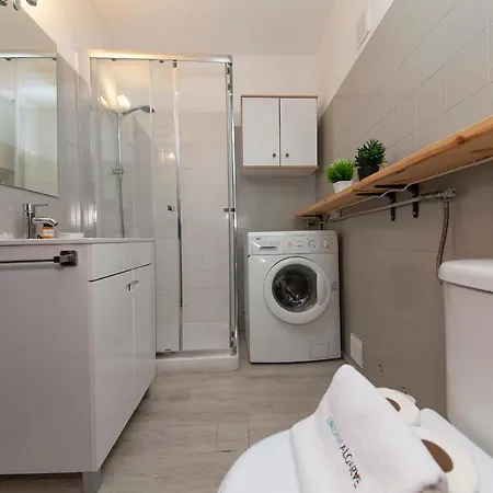 B12 - Pool And Sun Apartment *